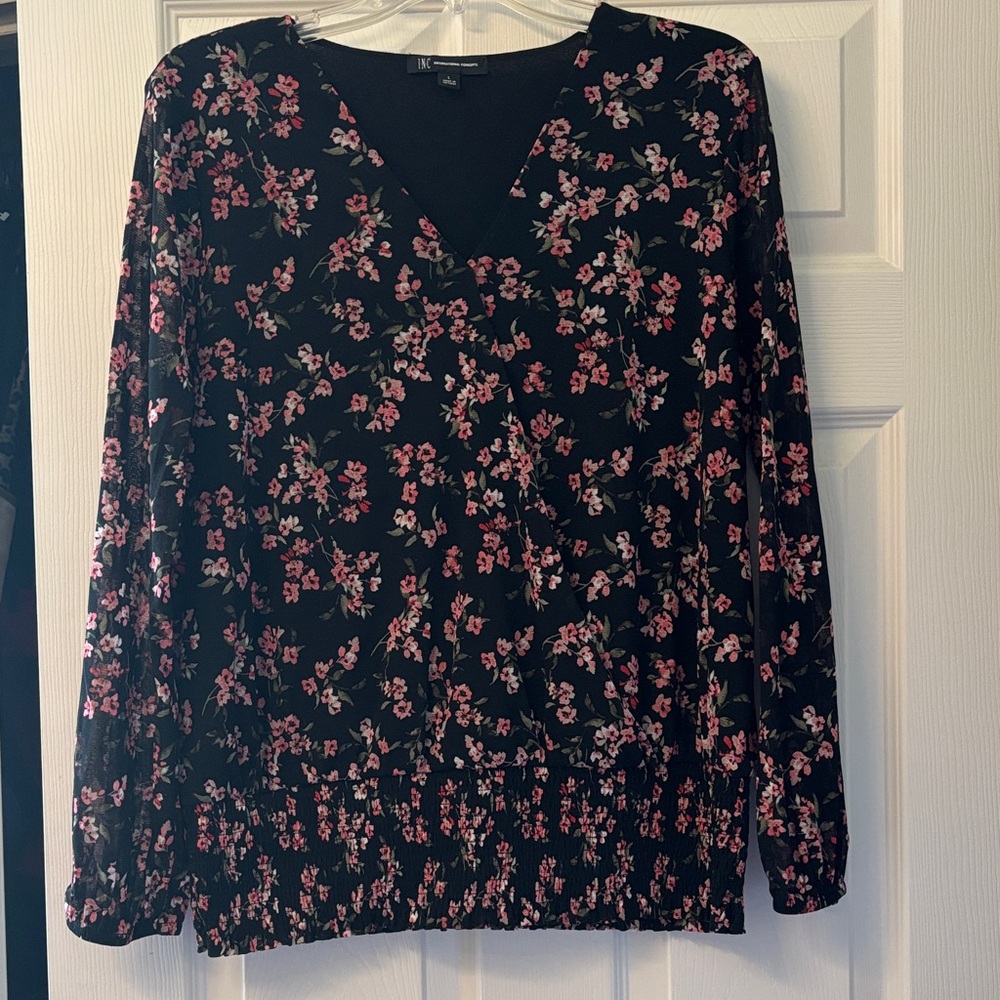 INC International Concepts Black Long Sleeve V-Neck Floral Blouse